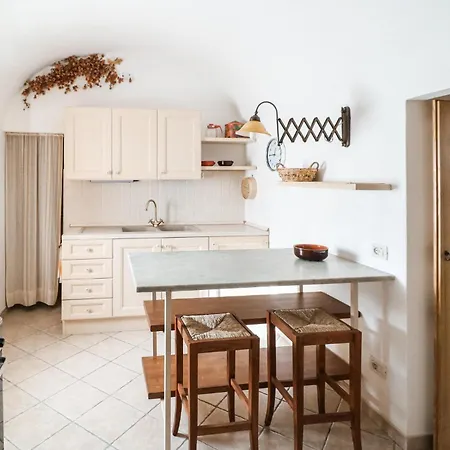 2 Bedroom Beautiful In Castagnetoli *